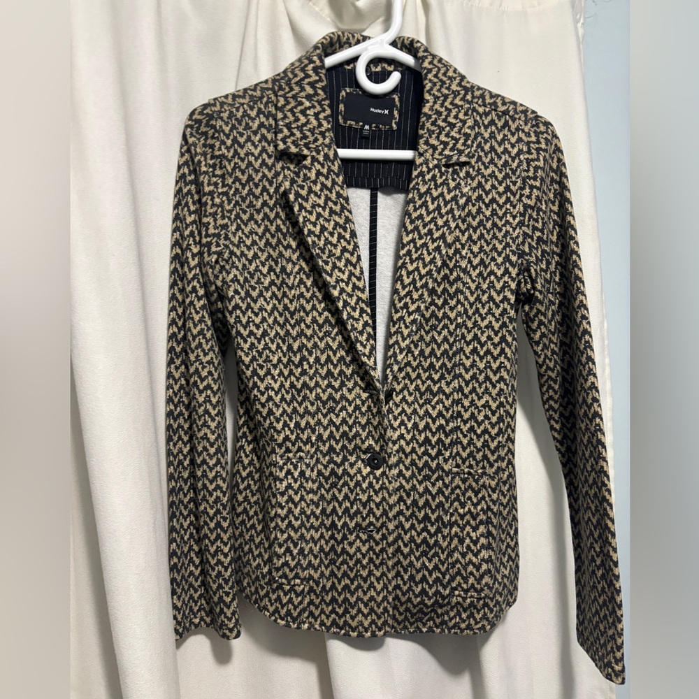 Hurley Black and Tan Women's 3 Button Patterned Blazer sz M